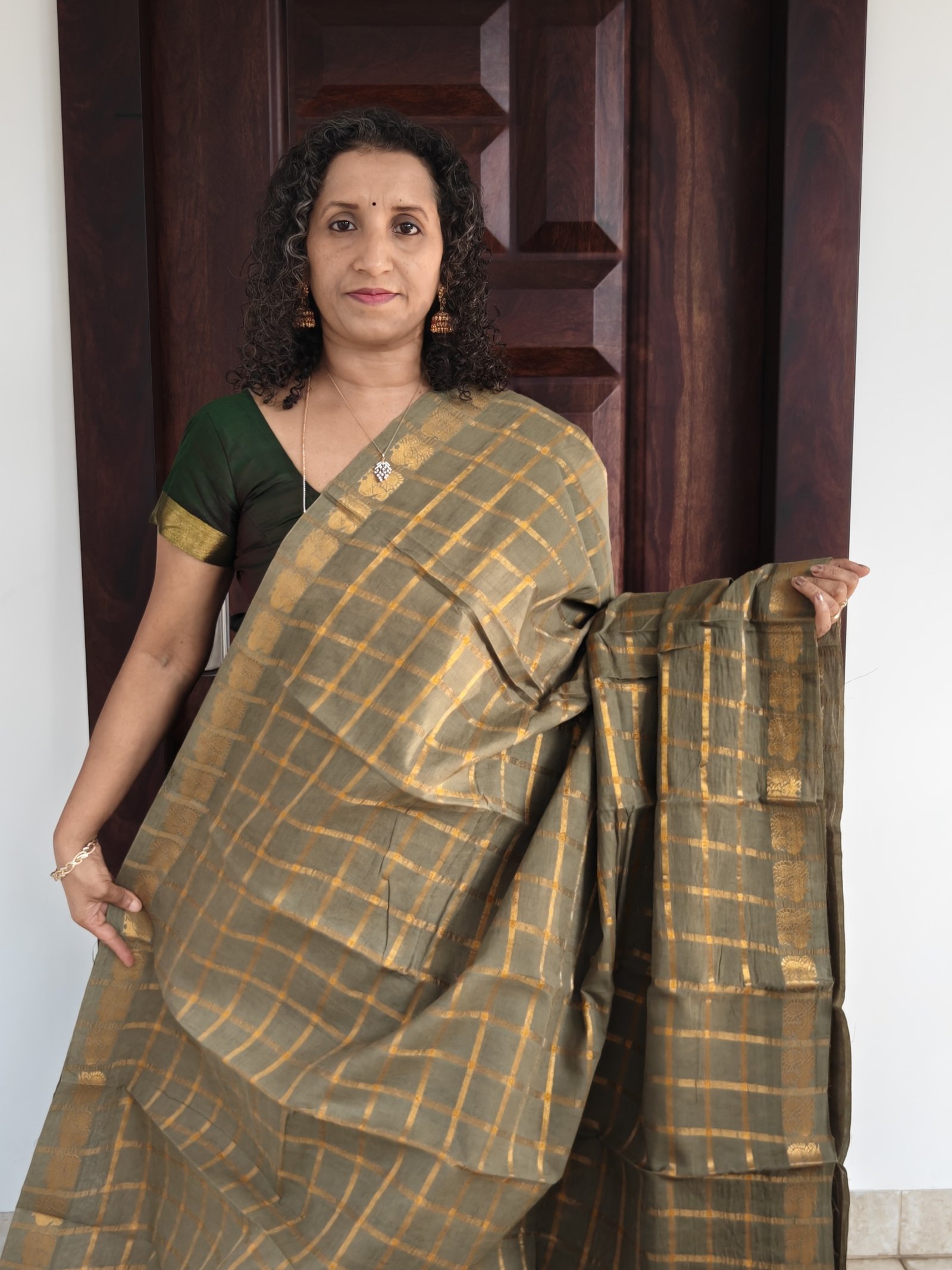 Muted Olive Green Gold Kattam Sungudi Cotton Psc038 1A